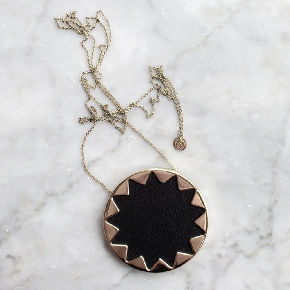 House of Harlow 1960 Large Leather Sunburst Necklace